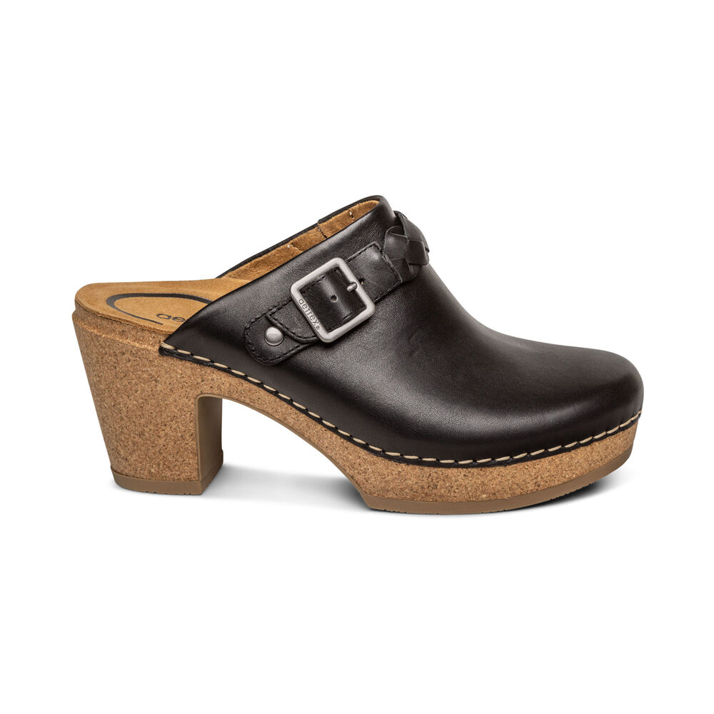 Aetrex Women's Corey Clogs - Black | USA LM1C0TW